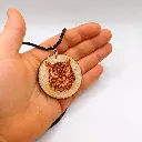 blacksoulcreations-nos-bijoux-en-bois-pendentif-hibou-en-bois-grave-avec-pierres-naturelles