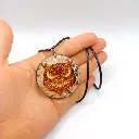 blacksoulcreations-nos-bijoux-en-bois-pendentif-hibou-en-bois-grave-avec-pierres-naturelles
