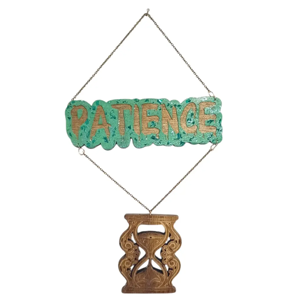 blacksoulcreations-decoration-en-bois-patience-et-sablier
