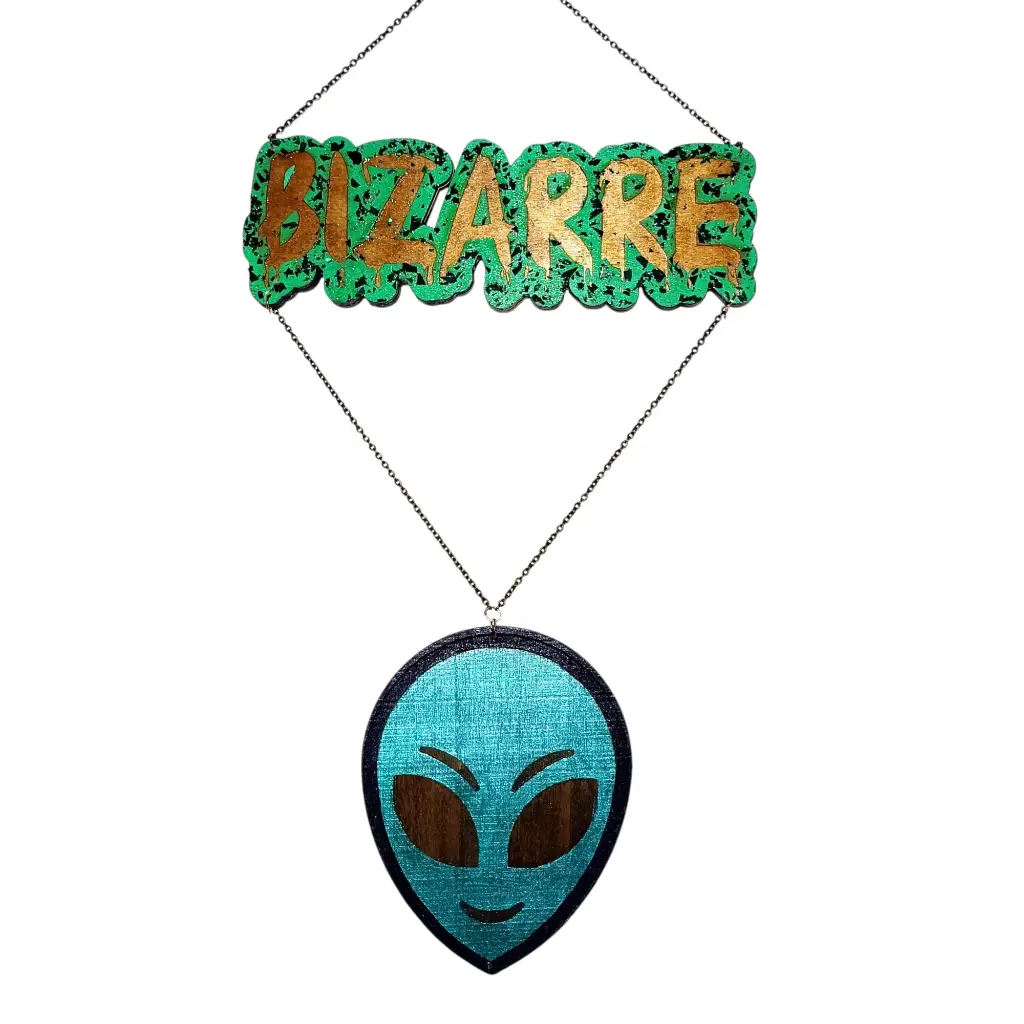 blacksoulcreations-decorations-en-bois-alien