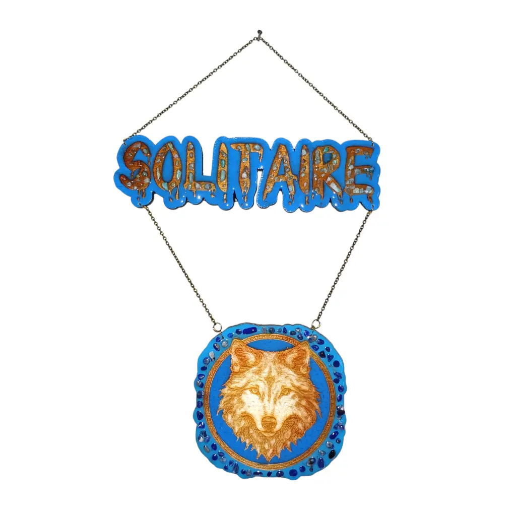 blacksoulcreations-loup-solitaire-decoration-en-bois-et-pierres-naturelles