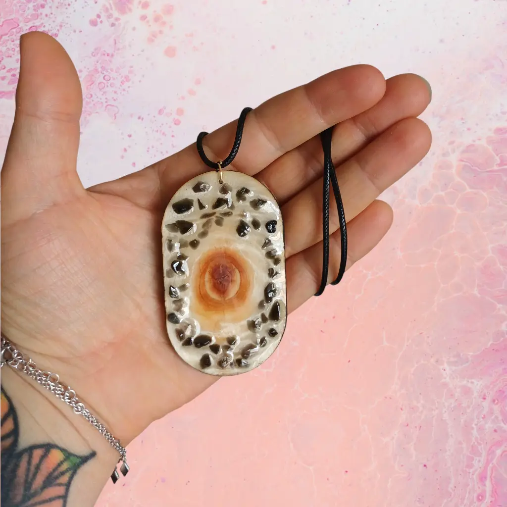 blacksoulcreations-talisman-oeil-bois-pierres-naturelles-obsidienne