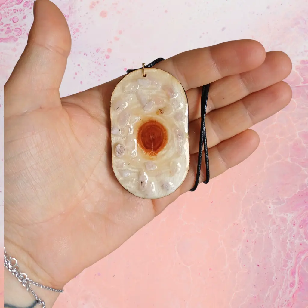 blacksoulcreations-talisman-oeil-bois-pierres-naturelles-jade