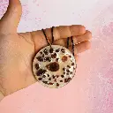 blacksoulcreations-talisman-oeil-bois-pierres-naturelles-grenat