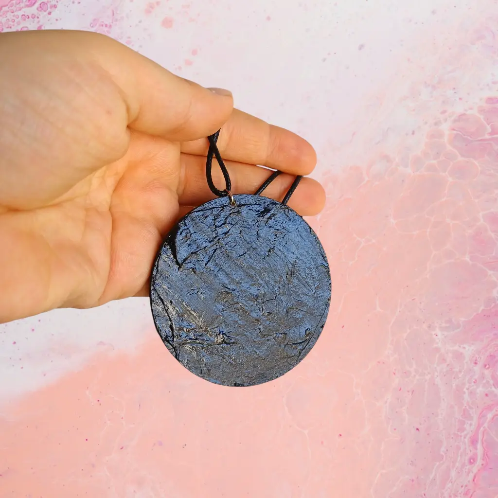 blacksoulcreations-talisman-oeil-bois-pierres-naturelles-quartz-clair