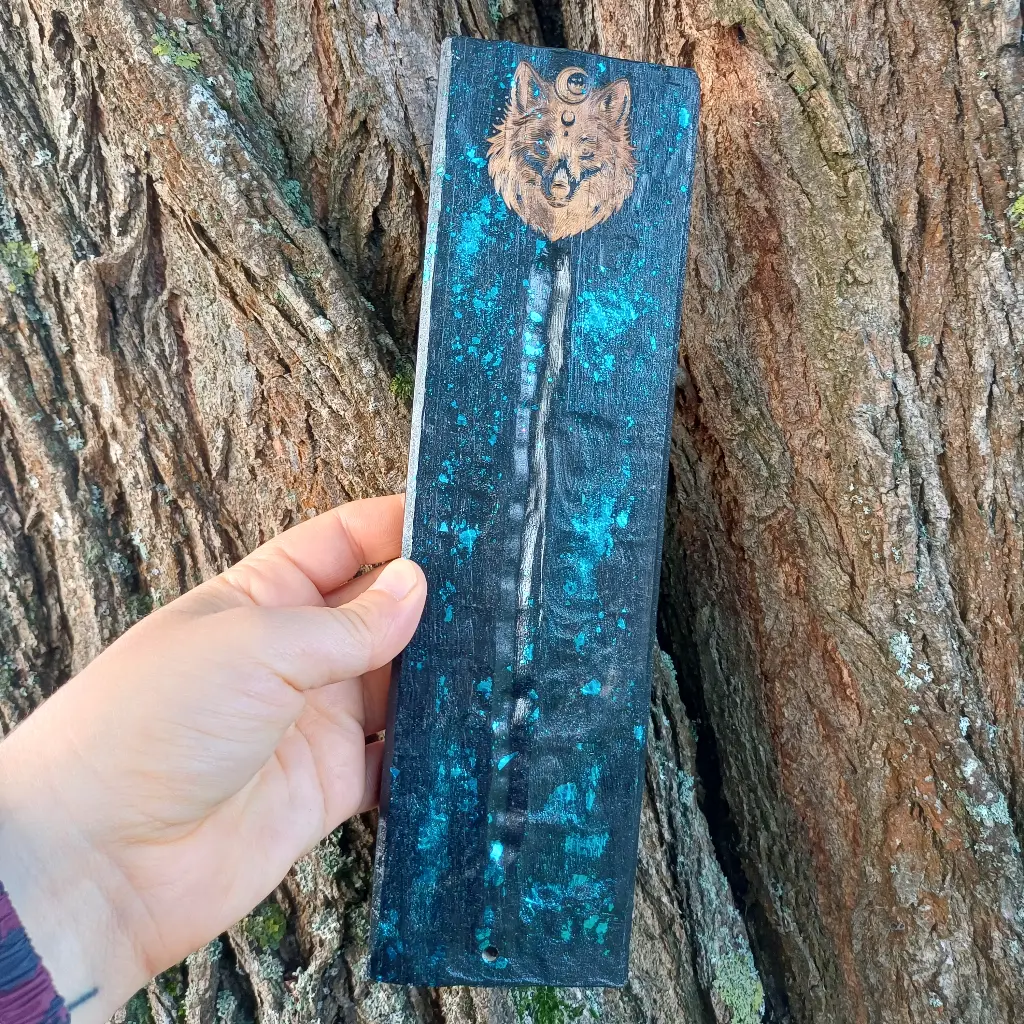 Blacksoulcreations-porte-encens-bois-loup