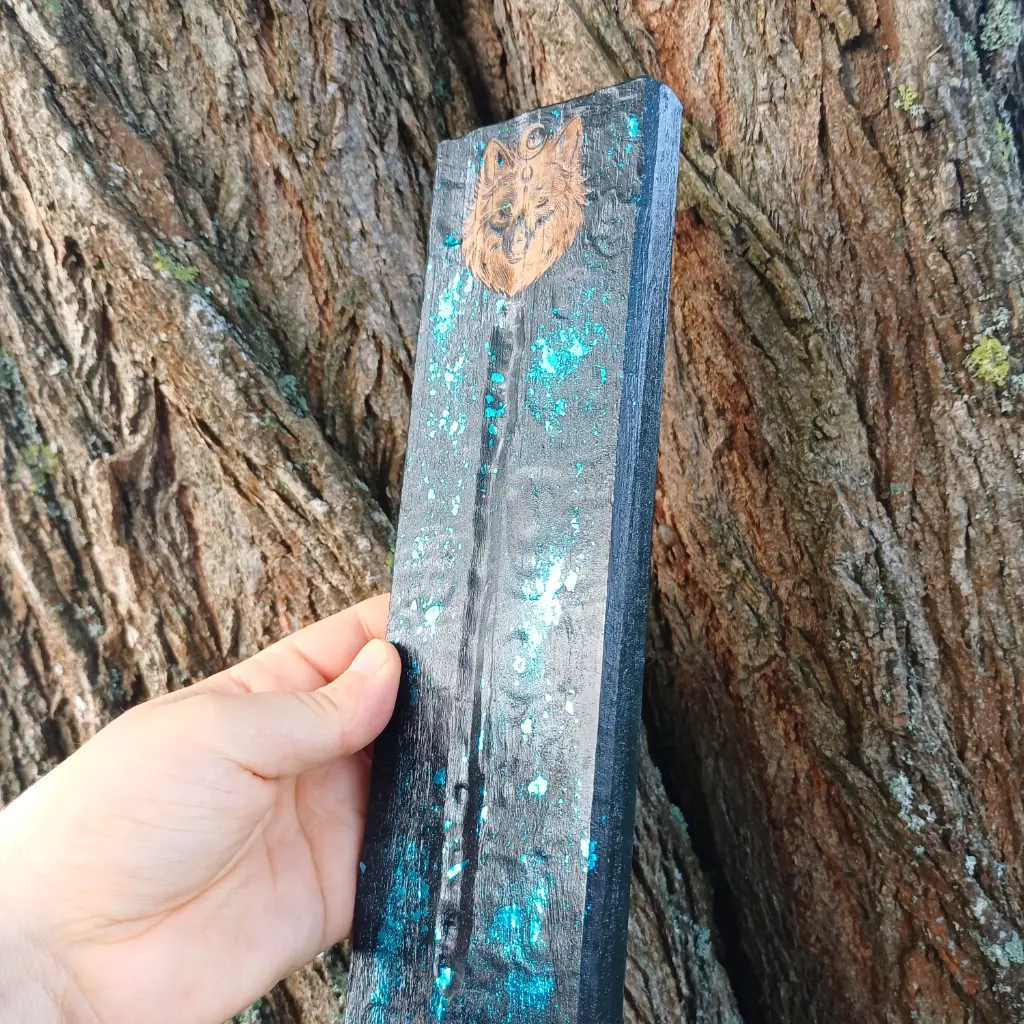 Blacksoulcreations-porte-encens-bois-loup