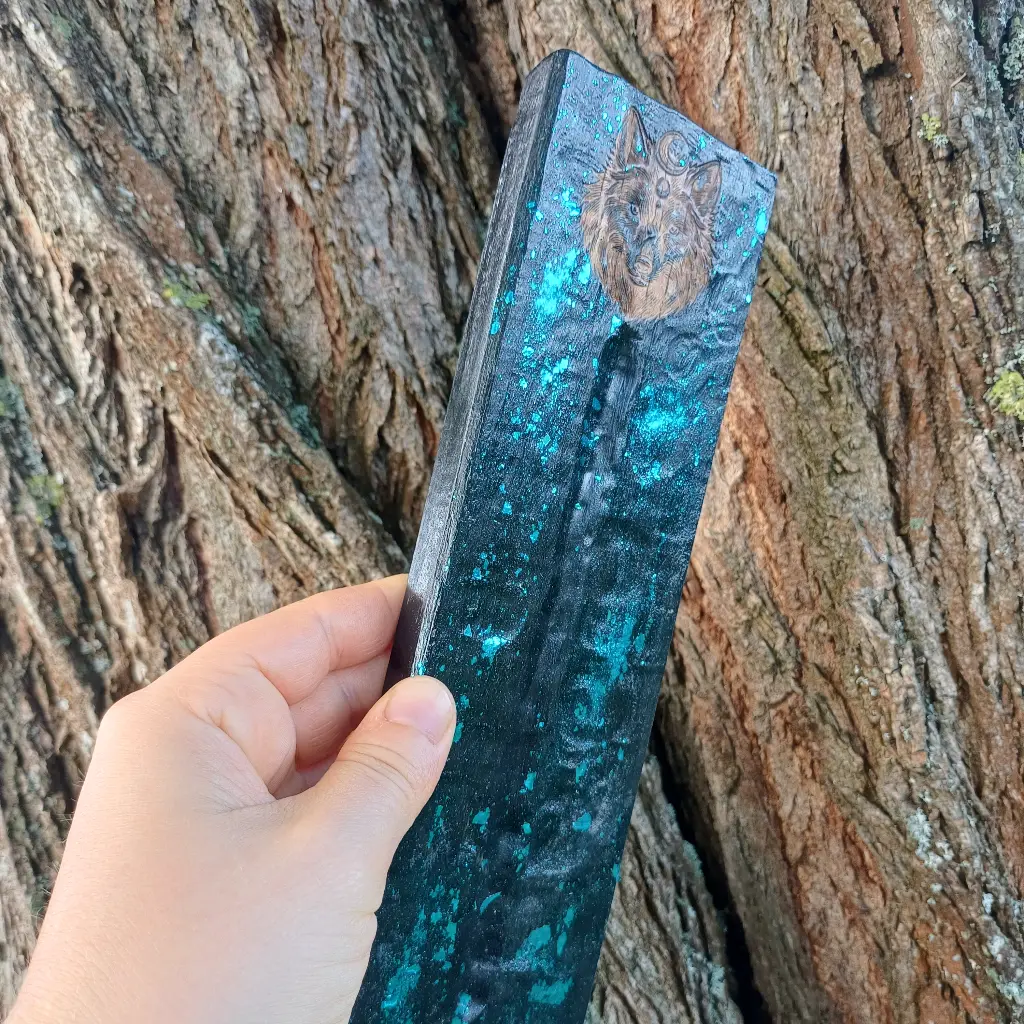 Blacksoulcreations-porte-encens-bois-loup