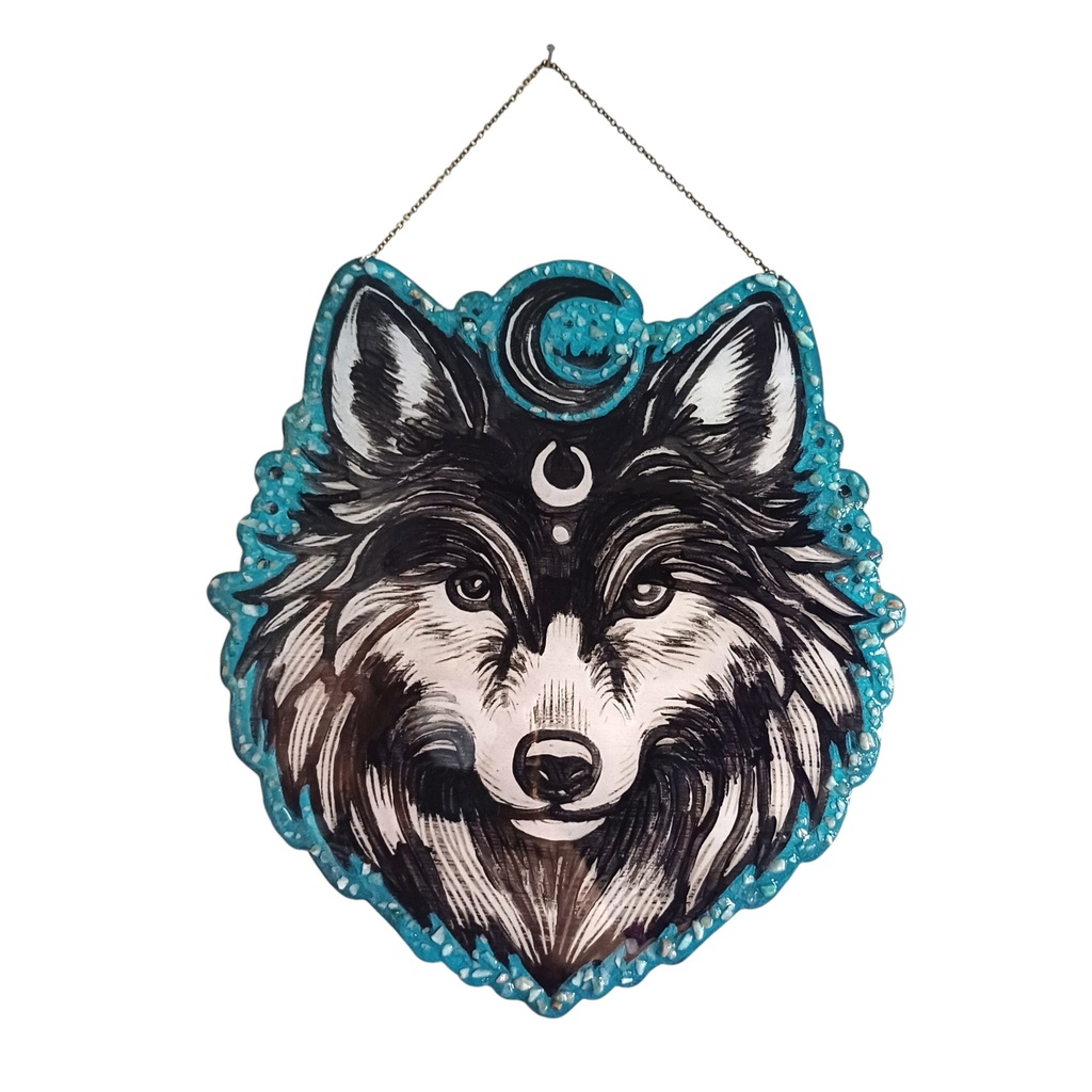 Big wolf head wooden decoration with natural stones