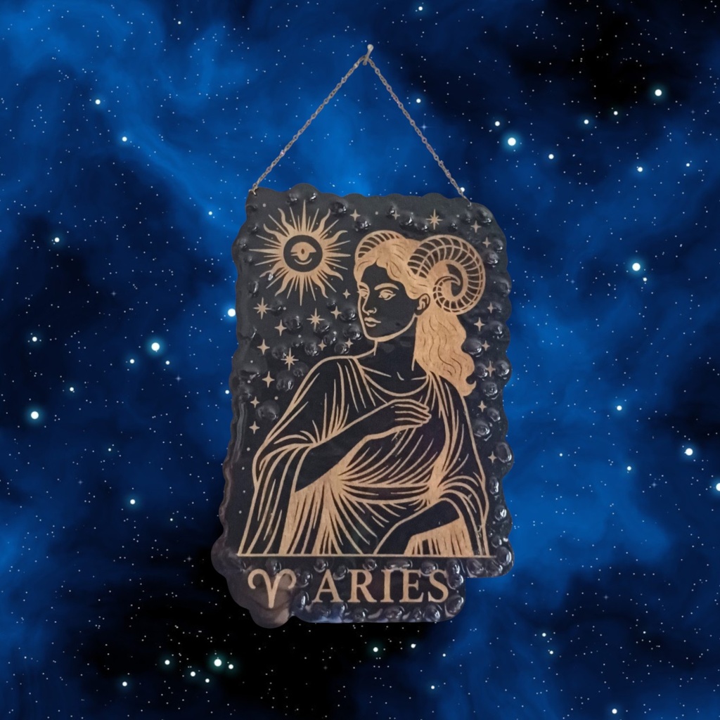 Décoration signe astrologique en bois Bélier avec pierres naturelles