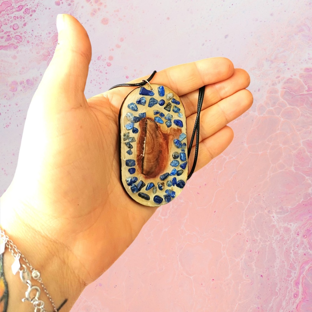 Talismans Wooden Eye and Natural Stones Lapis Lazuli