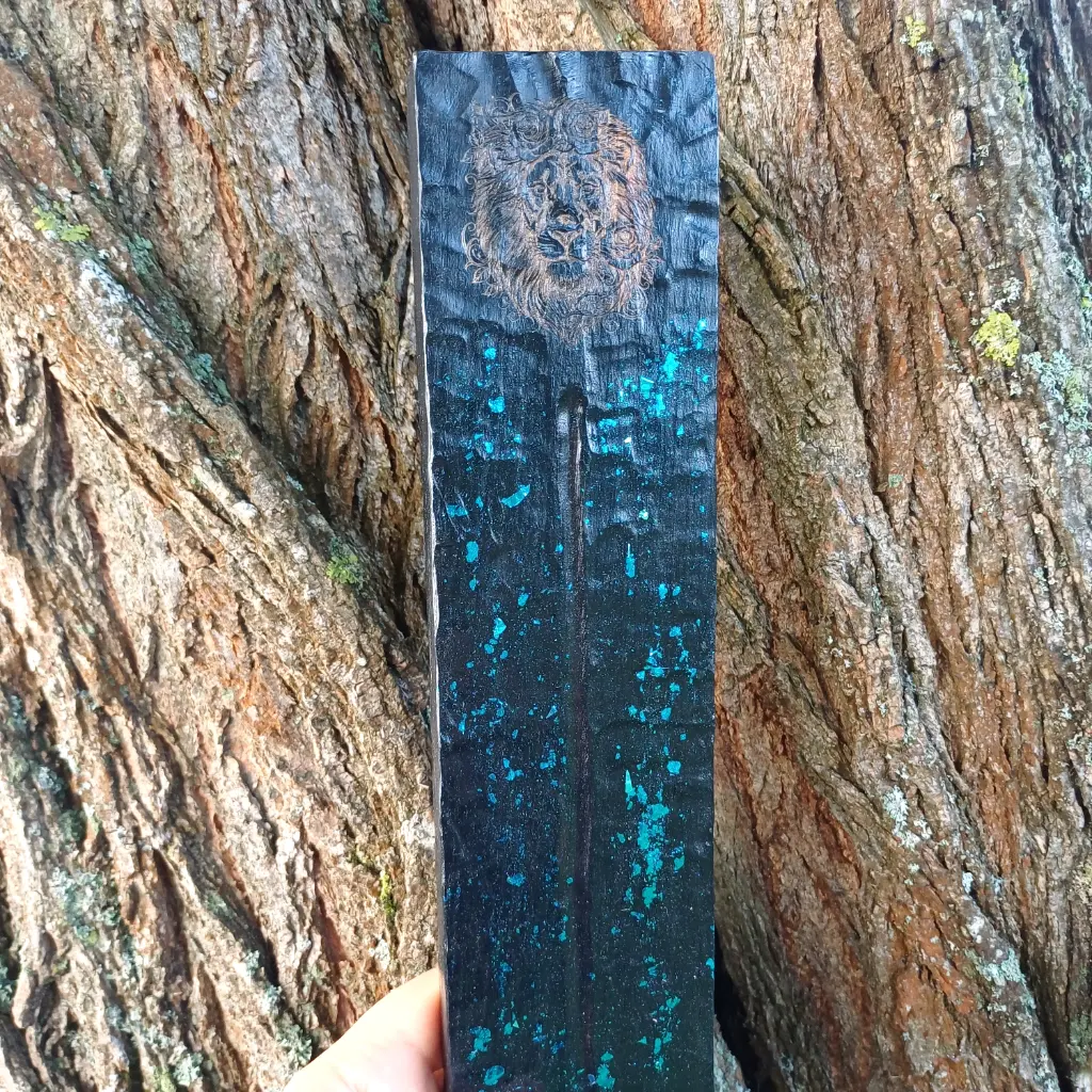 Lion wooden incense holder 